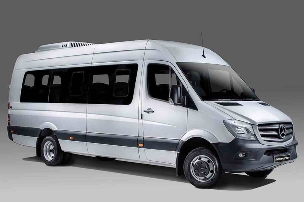 MINIVAN tour to Machupicchu by car